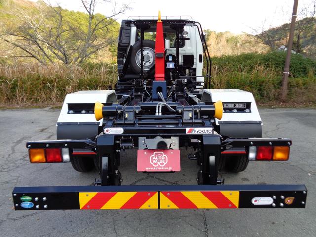 ファイター 脱着装置付コンテナ専用車　荷台ラジコン　バックカメラ　ＨＩＤヘッドライト　フォグ　左電格ミラー　キーレス　坂道発進補助装置　衝突被害軽減ブレーキ　車線逸脱警報装置　横滑り防止装置　電動パーキングブレーキ　クルーズコントロール（7枚目）