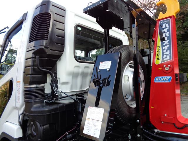 ファイター 脱着装置付コンテナ専用車　荷台ラジコン　バックカメラ　ＨＩＤヘッドライト　フォグ　左電格ミラー　キーレス　坂道発進補助装置　衝突被害軽減ブレーキ　車線逸脱警報装置　横滑り防止装置　電動パーキングブレーキ　クルーズコントロール（10枚目）