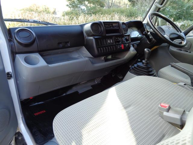トヨエース ロングSシングルジャストロー 4WD 1トン積み4ナンバー スチール荷台 シングルタイヤ フォグランプ 集中ドアロック 全席PW ヘッドライトレベライザー アイドルUPスイッチ(32枚目)