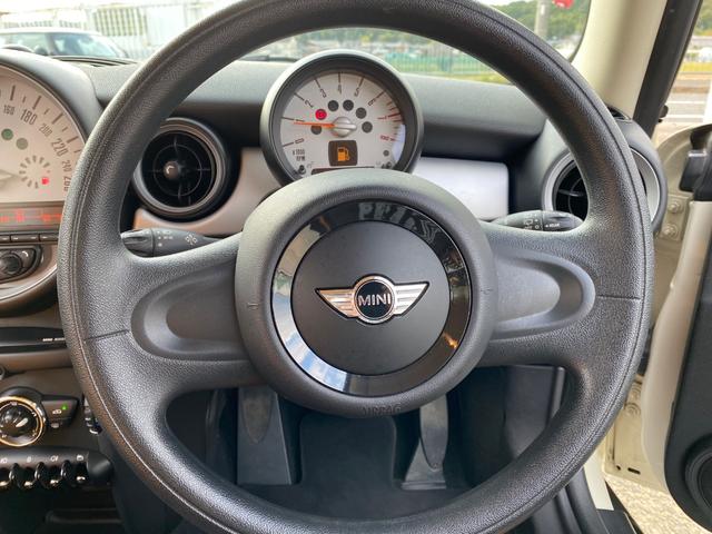 MINI ワン 純正15インチアルミホイール・プッシュスタート・キーレスエントリー・ETC・フォグランプ・純正CDデッキ(4枚目)