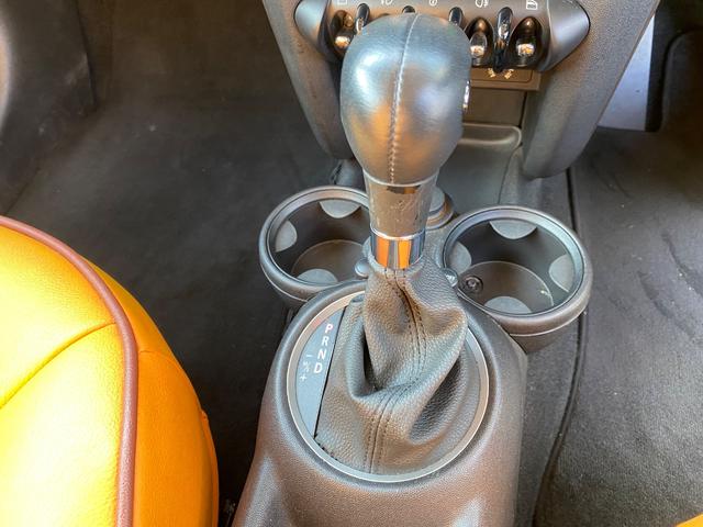 MINI ワン 純正15インチアルミホイール・プッシュスタート・キーレスエントリー・ETC・フォグランプ・純正CDデッキ(9枚目)