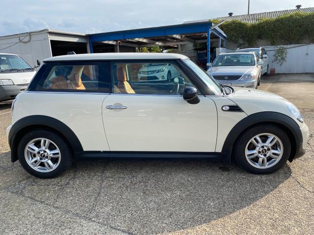 MINI ワン 純正15インチアルミホイール・プッシュスタート・キーレスエントリー・ETC・フォグランプ・純正CDデッキ(18枚目)