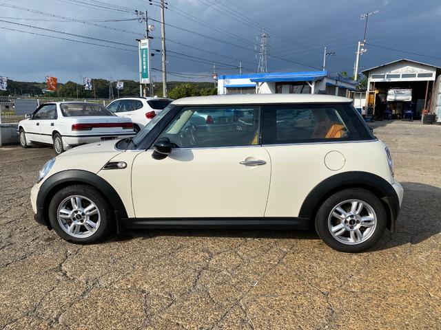 MINI ワン 純正15インチアルミホイール・プッシュスタート・キーレスエントリー・ETC・フォグランプ・純正CDデッキ(20枚目)