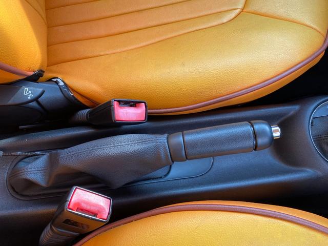 MINI ワン 純正15インチアルミホイール・プッシュスタート・キーレスエントリー・ETC・フォグランプ・純正CDデッキ(27枚目)