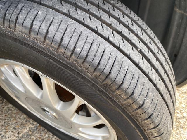 プログレ ＮＣ２５０　ウォールナットパッケージ　本革シート・オートエアコン・パワーシート・コーナーセンサー・純正ナビ・キーレス・純正アルミホイール（44枚目）