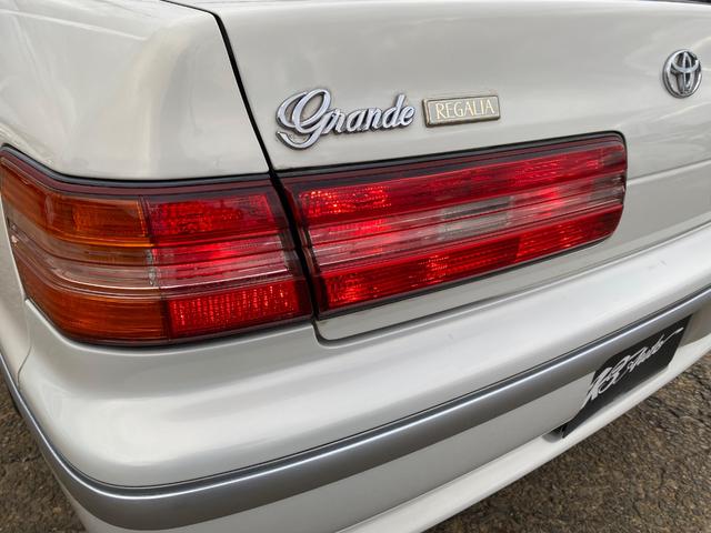 マークII グランデ　パワーシート・純正アルミ・キーレス・ＥＴＣ・フルオートエアコン・Ｗエアバック（24枚目）