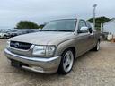TOYOTA HILUX SPORTS PICK UP
