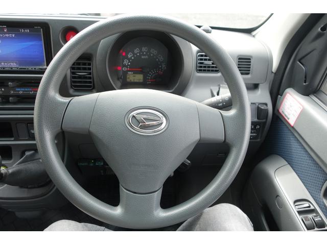 ハイゼットカーゴ クルーズターボ　ハイルーフ　４ＷＤ　ＭＴ　フルセグ　Ｂｌｕｅｔｏｏｔｈ接続　パワーウィンドウ　ＥＴＣ（18枚目）