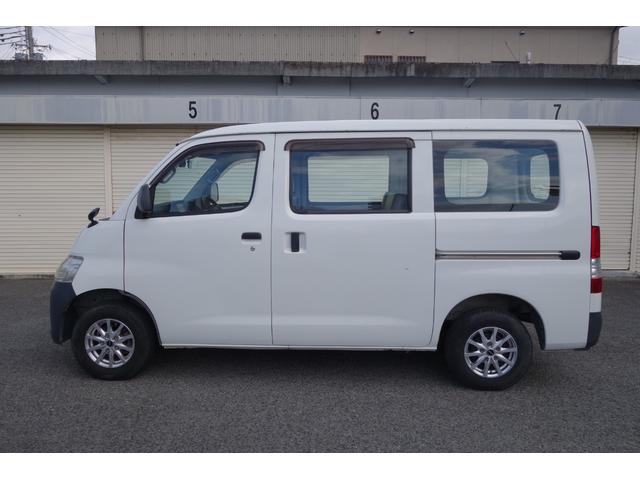 タウンエースバン ＤＸ　４ＷＤ　社外ナビ　ワンセグ　ドライブレコーダー　ＥＴＣ　社外アルミ（4枚目）