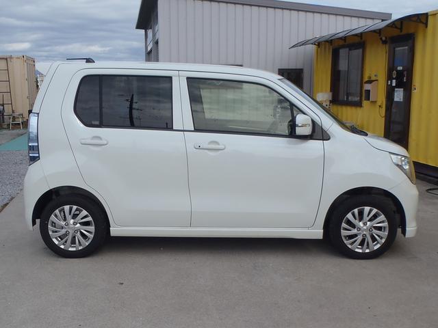 ワゴンＲ ＦＺ　レーダーブレーキサポート　Ｓエネチャージ　アイドリングストップ　スマートキー　プッシュスタート　ＣＤ　Ｂｌｕｅｔｏｏｔｈ　ＥＴＣ　運転席シートヒーター　純正１４インチアルミ（4枚目）