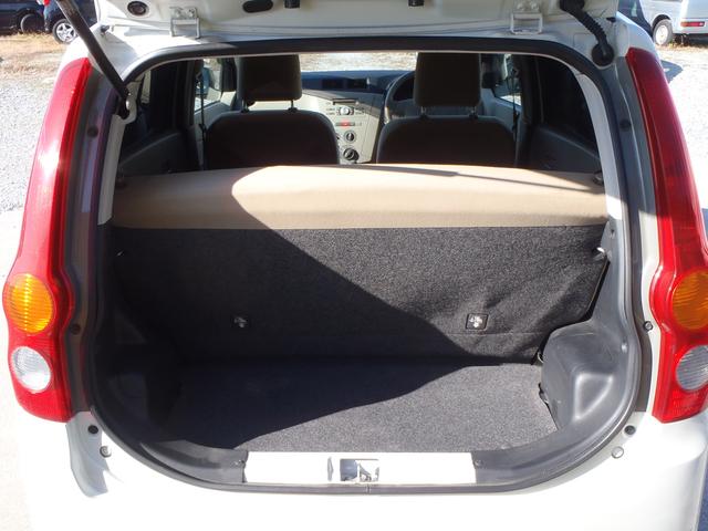 ミラ Ｘスペシャル　５速ＭＴ　キーレス　ＡＢＳ　Ｗエアバッグ　エアコン　パワステ　パワーウインドウ　社外タコメーター　リアガラスフィルム貼り　社外１３インチアルミ（13枚目）
