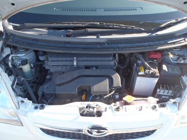 ミラ Ｘスペシャル　５速ＭＴ　キーレス　ＡＢＳ　Ｗエアバッグ　エアコン　パワステ　パワーウインドウ　社外タコメーター　リアガラスフィルム貼り　社外１３インチアルミ（31枚目）