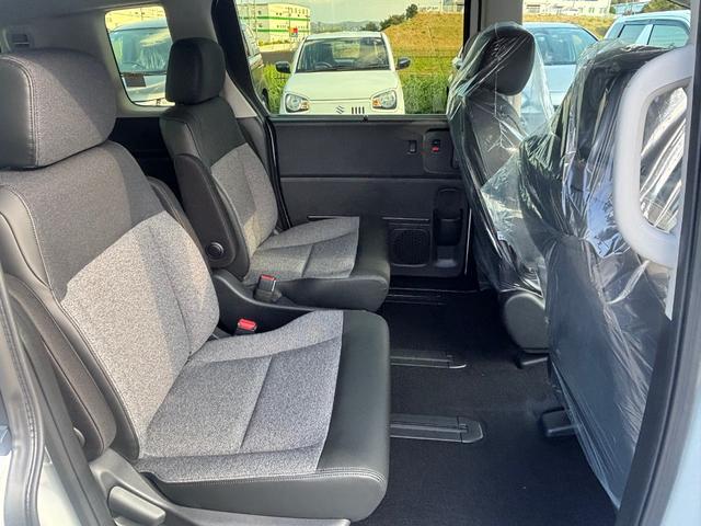 フリード ｅ：ＨＥＶエアー　ＥＸ　登録済未使用車　ホンダセンシング　ＬＥＤヘッドライト　両側パワースライドドア　シートヒーター　リアクーラー　バックカメラ　アクティブクルーズコントロール　スマートキー　１５インチアルミホイル（23枚目）