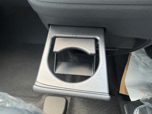 フリード ｅ：ＨＥＶエアー　ＥＸ　登録済未使用車　ホンダセンシング　ＬＥＤヘッドライト　両側パワースライドドア　シートヒーター　リアクーラー　バックカメラ　アクティブクルーズコントロール　スマートキー　１５インチアルミホイル（33枚目）