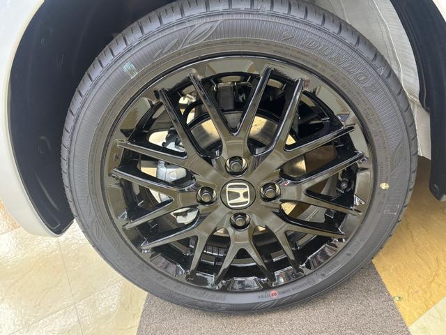 Ｎ－ＯＮＥ ＲＳ　届出済未使用車　ホンダセンシング　６速ＭＴ車　ＬＥＤヘッドライト　ＬＥＤフォグ　１５インチアルミホイル　前席シートヒーター　電子制御パーキングブレーキ　オートブレーキホールド　スマートキー（22枚目）