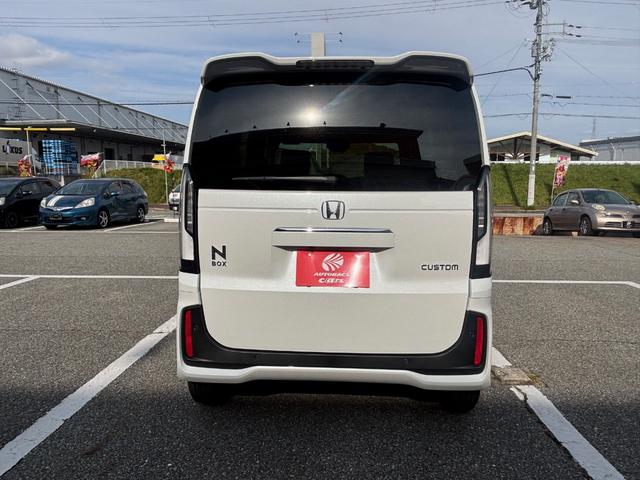 N-BOXカスタム ベースグレード 届出済未使用車 ホンダセンシング LEDヘッドライト バックカメラ 片側パワースライドドア 電動パーキングブレーキ オートブレーキホールド 前席シートヒーター スマートキー プッシュスタート(12枚目)