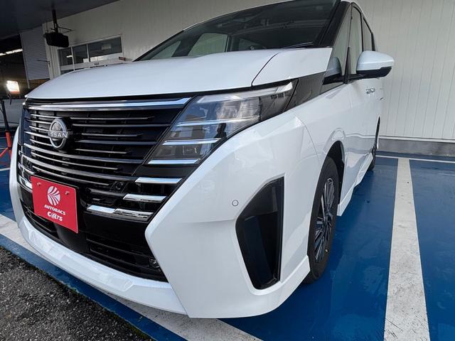 セレナ ｅ－パワー　ハイウェイスターＶ　新車　日産コネクトナビ　アラウンドビューモニター　ＥＴＣ２．０　前後ドライブレコーダー　寒冷地仕様　ホットプラスパッケージ　ＳＯＳコール　ＬＥＤヘッドライト　インテリジェントルームミラー（13枚目）