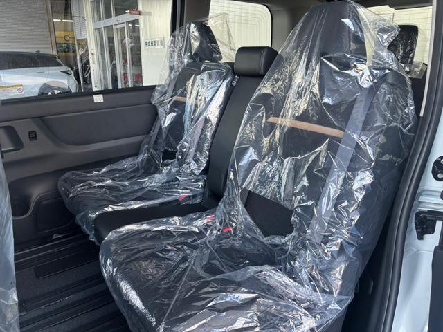 セレナ ｅ－パワー　ハイウェイスターＶ　新車　日産コネクトナビ　アラウンドビューモニター　ＥＴＣ２．０　前後ドライブレコーダー　寒冷地仕様　ホットプラスパッケージ　ＳＯＳコール　ＬＥＤヘッドライト　インテリジェントルームミラー（36枚目）