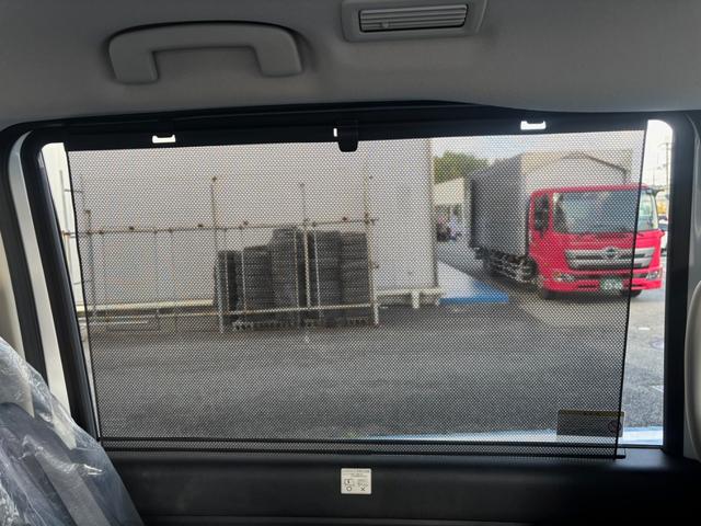 セレナ ｅ－パワー　ハイウェイスターＶ　新車　日産コネクトナビ　アラウンドビューモニター　ＥＴＣ２．０　前後ドライブレコーダー　寒冷地仕様　ホットプラスパッケージ　ＳＯＳコール　ＬＥＤヘッドライト　インテリジェントルームミラー（39枚目）