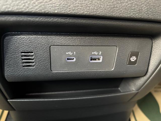 セレナ ｅ－パワー　ハイウェイスターＶ　新車　日産コネクトナビ　アラウンドビューモニター　ＥＴＣ２．０　前後ドライブレコーダー　寒冷地仕様　ホットプラスパッケージ　ＳＯＳコール　ＬＥＤヘッドライト　インテリジェントルームミラー（53枚目）