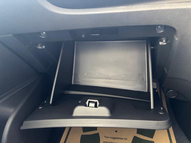 セレナ ｅ－パワー　ハイウェイスターＶ　新車　日産コネクトナビ　アラウンドビューモニター　ＥＴＣ２．０　前後ドライブレコーダー　寒冷地仕様　ホットプラスパッケージ　ＳＯＳコール　ＬＥＤヘッドライト　インテリジェントルームミラー（58枚目）