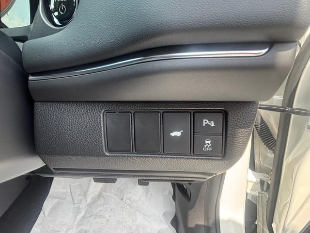 ヴェゼル e:HEV Z 登録済未使用車 ホンダコネクトナビ フルセグTV マルチビューカメラ ETC2.0 プレミアムオーディオ ブラインドスポットインフォメーション LEDヘッドライト ホンダセンシング パワーテールゲート(32枚目)