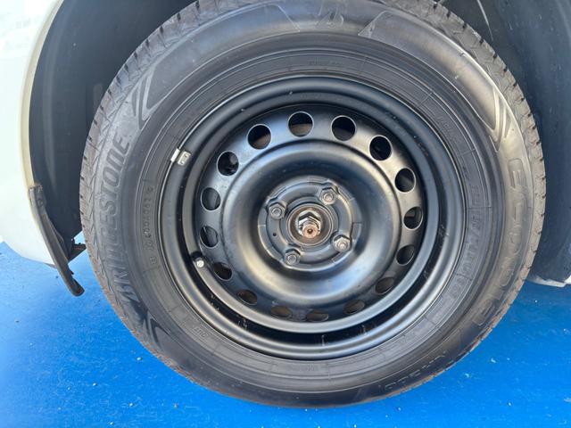 ノート Ｘ　メモリーナビ　バックカメラ　ＥＴＣ　ドライブレコーダー　エマージェンシーブレーキ　スマートキー　プッシュスタートシステム（19枚目）