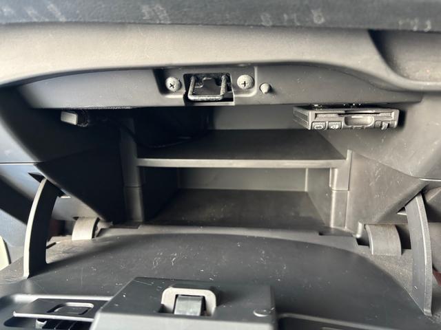 ノート Ｘ　メモリーナビ　バックカメラ　ＥＴＣ　ドライブレコーダー　エマージェンシーブレーキ　スマートキー　プッシュスタートシステム（39枚目）