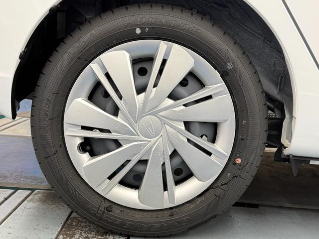 ミライース Ｘ　ＳＡＩＩＩ　届出済未使用車　スマートアシスト　衝突軽減ブレーキ　キーレス　ＬＥＤヘッドライト　アイドリングストップ　コーナーセンサー　オートライト　電動格納ドアミラー　リアコンビネーションランプ　ＵＶカットガラス（32枚目）