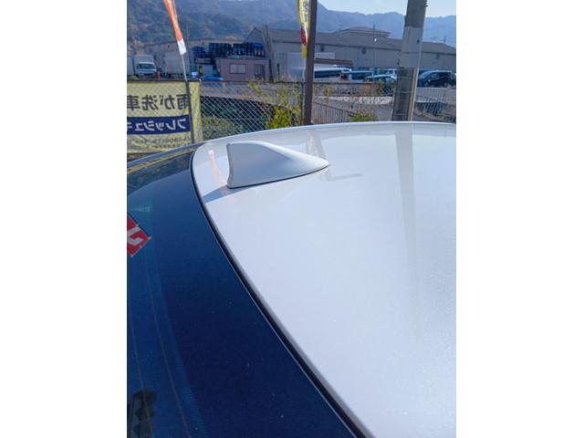 クラウンハイブリッド Ｇ－エグゼクティブ　ムーンルーフ　黒革シート　セーフティセンス　ブラインドスポット　純正ナビ　パノラミックビュー　デジタルインナーミラー　メモリー付パワーシート　禁煙車　ＨＵＤ（26枚目）