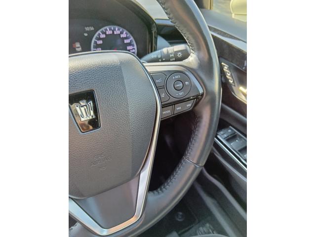 クラウンハイブリッド Ｇ－エグゼクティブ　ムーンルーフ　黒革シート　セーフティセンス　ブラインドスポット　純正ナビ　パノラミックビュー　デジタルインナーミラー　メモリー付パワーシート　禁煙車　ＨＵＤ（36枚目）