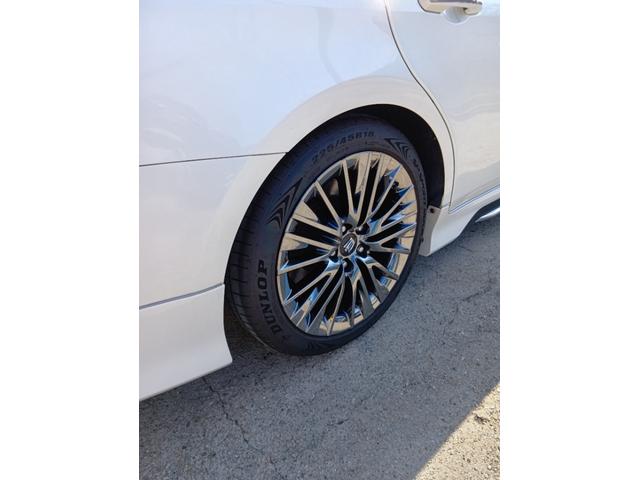 クラウンハイブリッド Ｇ－エグゼクティブ　ムーンルーフ　黒革シート　セーフティセンス　ブラインドスポット　純正ナビ　パノラミックビュー　デジタルインナーミラー　メモリー付パワーシート　禁煙車　ＨＵＤ（65枚目）