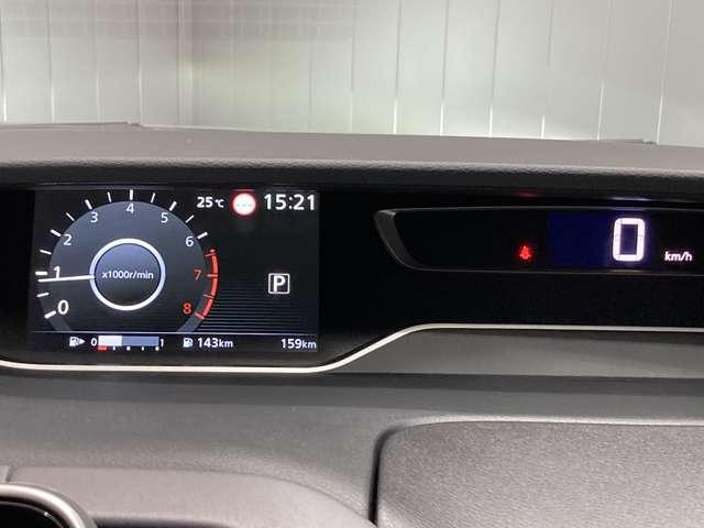 2.0 ハイウェイスター V 10インチ大画面ナビ&全周囲カメラ・ETC(3枚目)