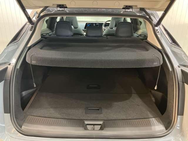 アリア Ｂ６　ｅ－４ＯＲＣＥ　４ＷＤ　当社試乗車アップ　メーカーナビ・ＢＯＳＥ・全周囲カメラ・衝突被害軽減ブレーキ・踏み間違い衝突防止アシスト・本革シート・オートバックドア＋ハンズフリー・プロパイロトリモートパーキング（13枚目）
