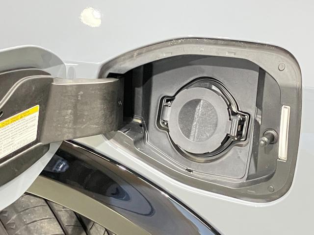 アリア Ｂ６　ｅ－４ＯＲＣＥ　４ＷＤ　当社試乗車アップ　メーカーナビ・ＢＯＳＥ・全周囲カメラ・衝突被害軽減ブレーキ・踏み間違い衝突防止アシスト・本革シート・オートバックドア＋ハンズフリー・プロパイロトリモートパーキング（51枚目）
