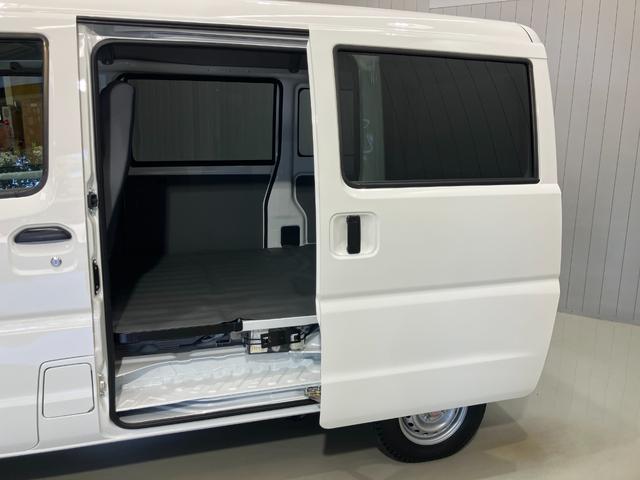 クリッパーＥＶ ２シーター　当社試乗車アップ・衝突被害軽減ブレーキ・ラジオチューナー・オートライト・ハイビームアシスト・前席シートヒーター・アクセサリコンセント・リモコンキー（23枚目）