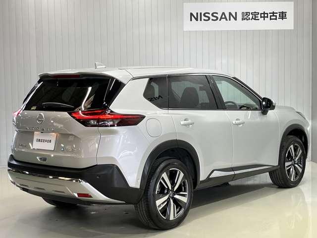 エクストレイル Ｇ　ｅ－４ＯＲＣＥ　１．５　Ｇ　ｅ－４ＯＲＣＥ　４ＷＤ　当社試乗車アップ・メーカーＯＰナビ・全周囲カメラ・ＬＥＤヘッドランプ・ＬＥＤフォグランプ・オートバックドア・プロパイロット・ワイヤレス充電器・全席シートヒーター（2枚目）
