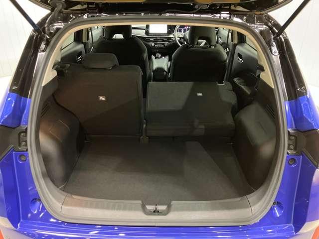 ノート １．２　Ｘ　当社試乗車アップ・メーカーＯＰナビ・全周囲（11枚目）