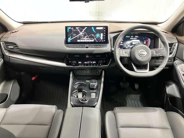 エクストレイル Ｘ　ｅ－４ＯＲＣＥ　９０周年記念車　１．５　Ｘ　ｅ－４ＯＲＣＥ　９０周年記念車　４ＷＤ　当社試乗車アップ・メーカーＯＰナビ・オートバックドア・全周囲カメラ・全席シートヒーター・ステアリングヒーター・ルーフレール・プロパイロット（4枚目）