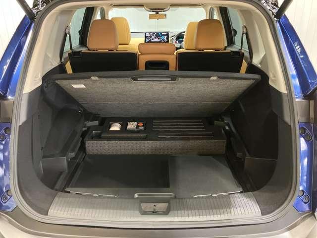 エクストレイル Ｇ　ｅ－４ＯＲＣＥ　１．５　Ｇ　ｅ－４ＯＲＣＥ　４ＷＤ　当社試乗車アップ・メーカーＯＰナビ・全席シートヒーター・ステアリングヒーター・全周囲カメラ・ＬＥＤヘッドランプ・ナッパレザー・ルーフレール・プロパイロット（11枚目）