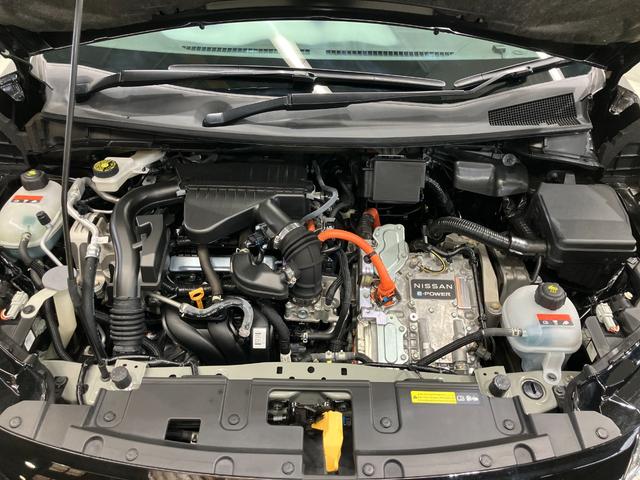 ノート Ｘ　１．２　Ｘ　メーカーＯＰナビ・全周囲カメラ・ＬＥＤヘッドランプ・ＬＥＤフォグランプ・ハイビームアシスト・衝突被害軽減ブレーキ・踏み間違い衝突防止アシスト・ワイヤレス充電器・ＥＴＣ・ドライブレコーダー（43枚目）
