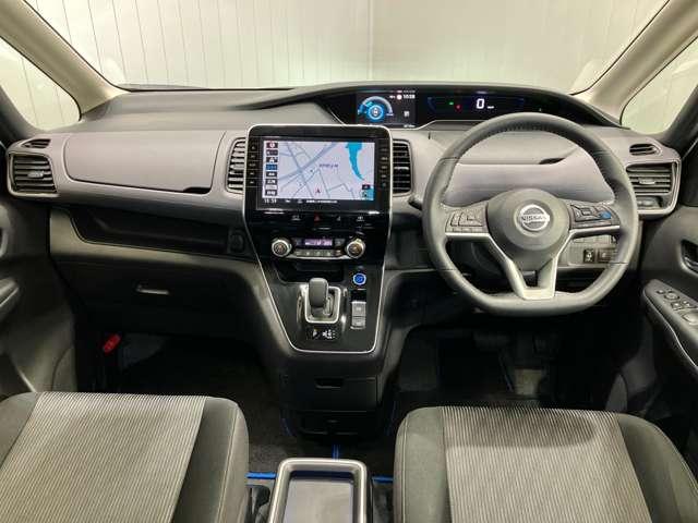 セレナ ｅ－パワー　ハイウェイスターＶ　１．２　ｅ－ＰＯＷＥＲ　ハイウェイスター　Ｖ　ディーラーＯＰナビ・両側電動スライドドア・全周囲カメラ・ＬＥＤヘッドランプ・ＬＥＤフォグランプ・ハイビームアシスト・ドライブレコーダー・プロパイロット（4枚目）