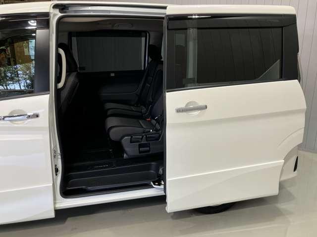 セレナ ｅ－パワー　ハイウェイスターＶ　１．２　ｅ－ＰＯＷＥＲ　ハイウェイスター　Ｖ　ディーラーＯＰナビ・両側電動スライドドア・全周囲カメラ・ＬＥＤヘッドランプ・ＬＥＤフォグランプ・ハイビームアシスト・ドライブレコーダー・プロパイロット（10枚目）