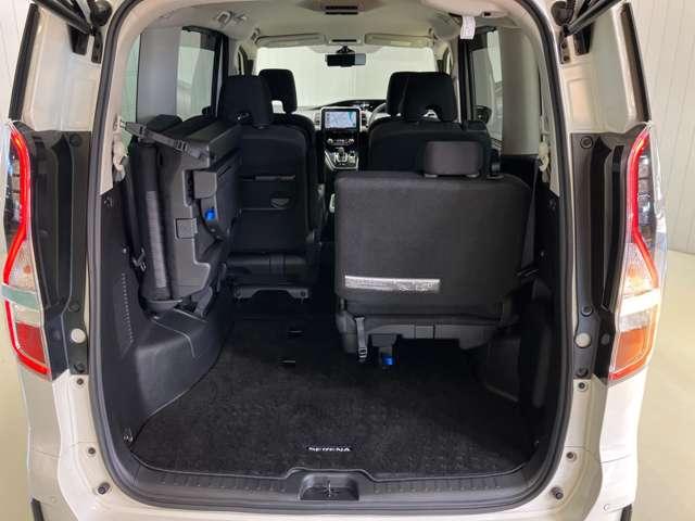 セレナ ｅ－パワー　ハイウェイスターＶ　１．２　ｅ－ＰＯＷＥＲ　ハイウェイスター　Ｖ　ディーラーＯＰナビ・両側電動スライドドア・全周囲カメラ・ＬＥＤヘッドランプ・ＬＥＤフォグランプ・ハイビームアシスト・ドライブレコーダー・プロパイロット（14枚目）