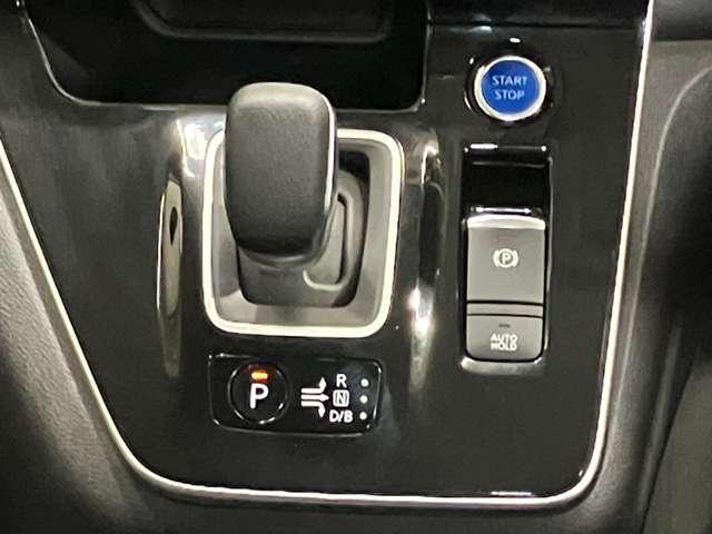セレナ ｅ－パワー　ハイウェイスターＶ　１．２　ｅ－ＰＯＷＥＲ　ハイウェイスター　Ｖ　ディーラーＯＰナビ・両側電動スライドドア・全周囲カメラ・ＬＥＤヘッドランプ・ＬＥＤフォグランプ・ハイビームアシスト・ドライブレコーダー・プロパイロット（20枚目）