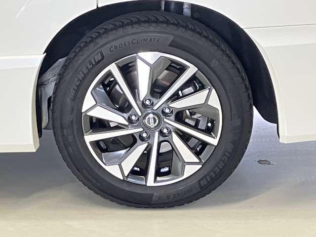 セレナ １．２　ｅ－ＰＯＷＥＲ　ハイウェイスター　Ｖ　ディーラーＯＰナビ・両側電動スライドドア・（11枚目）