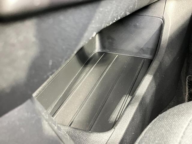 ノート X 1.2 X ディーラーOPナビ・バックモニター・オートライト・ハイビームアシスト・衝突被害軽減ブレーキ・踏み間違い衝突防止アシスト・ドライブレコーダー・インテリジェントキー(33枚目)