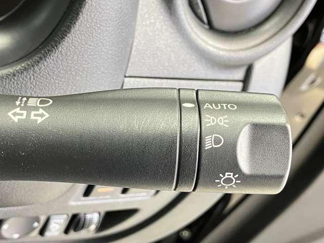 マーチ S 1.2 S 衝突被害軽減ブレーキ・ETC・ハイビームアシスト・踏み間違い衝突防止アシスト・リモコンキー・プライバシーガラス(19枚目)