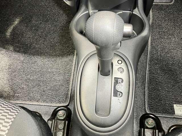 マーチ S 1.2 S 衝突被害軽減ブレーキ・ETC・ハイビームアシスト・踏み間違い衝突防止アシスト・リモコンキー・プライバシーガラス(20枚目)