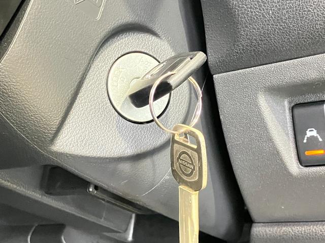 マーチ S 1.2 S 衝突被害軽減ブレーキ・ETC・ハイビームアシスト・踏み間違い衝突防止アシスト・リモコンキー・プライバシーガラス(27枚目)